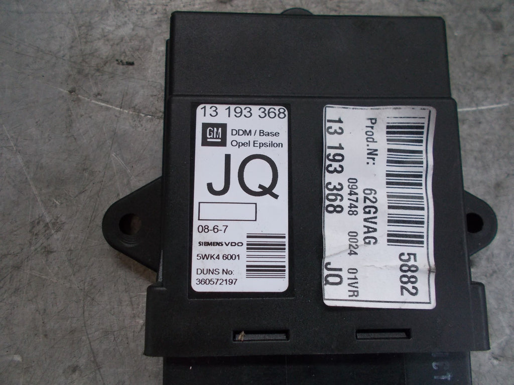 VAUXHALL VECTRA C DRIVER SIDE DOOR LOCKING MODULE 13193368