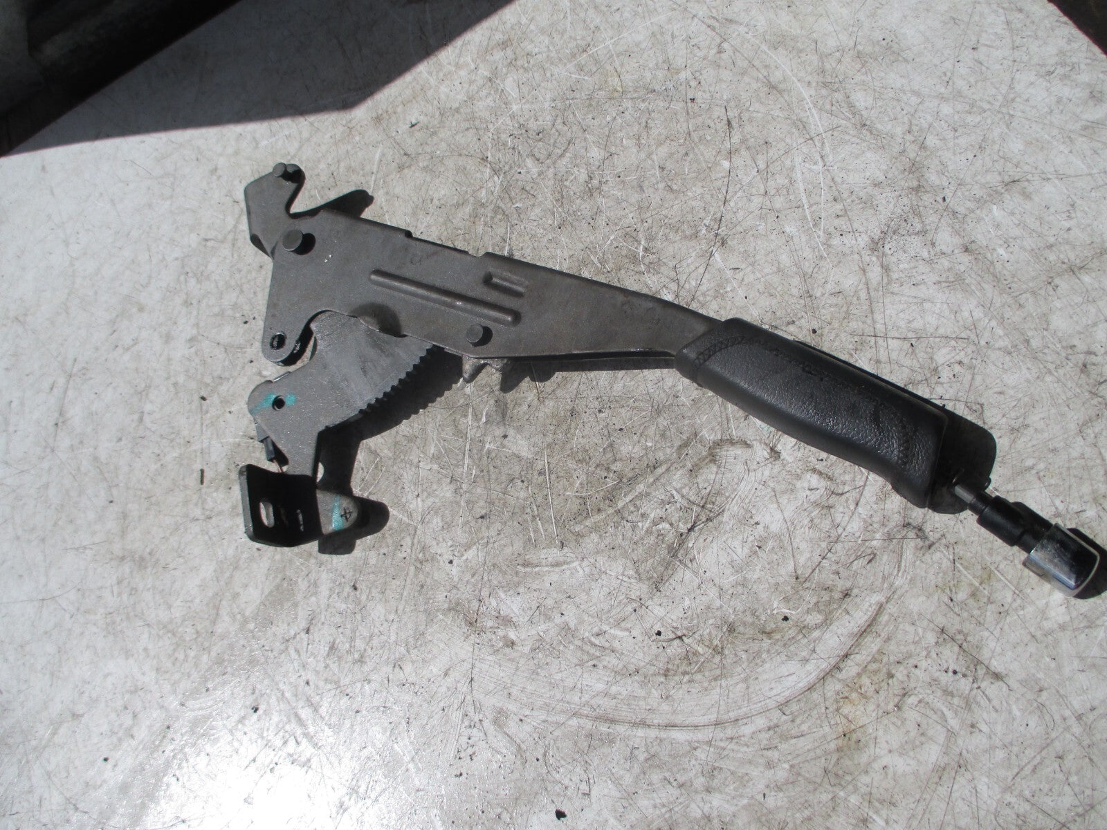 FORD GALAXY 2004 HANDBRAKE LEVER