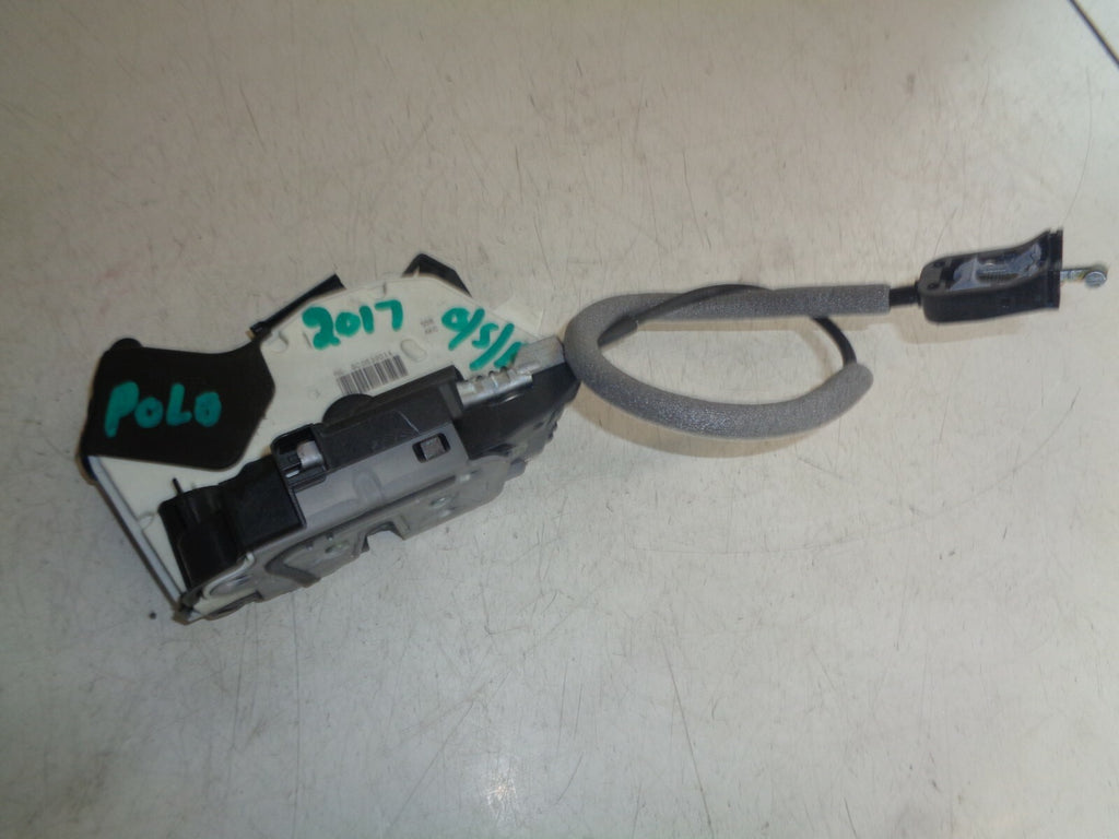 VW VOLKSWAGEN POLO 6R 2017 OSR DRIVER SIDE REAR DOOR LOCK MECHANISM 6C0839014