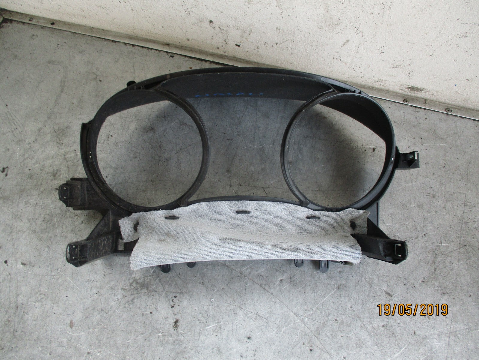 NISSAN QASHQAI J11 MK2 SPEEDO CLOCK SURROUND TRIM
