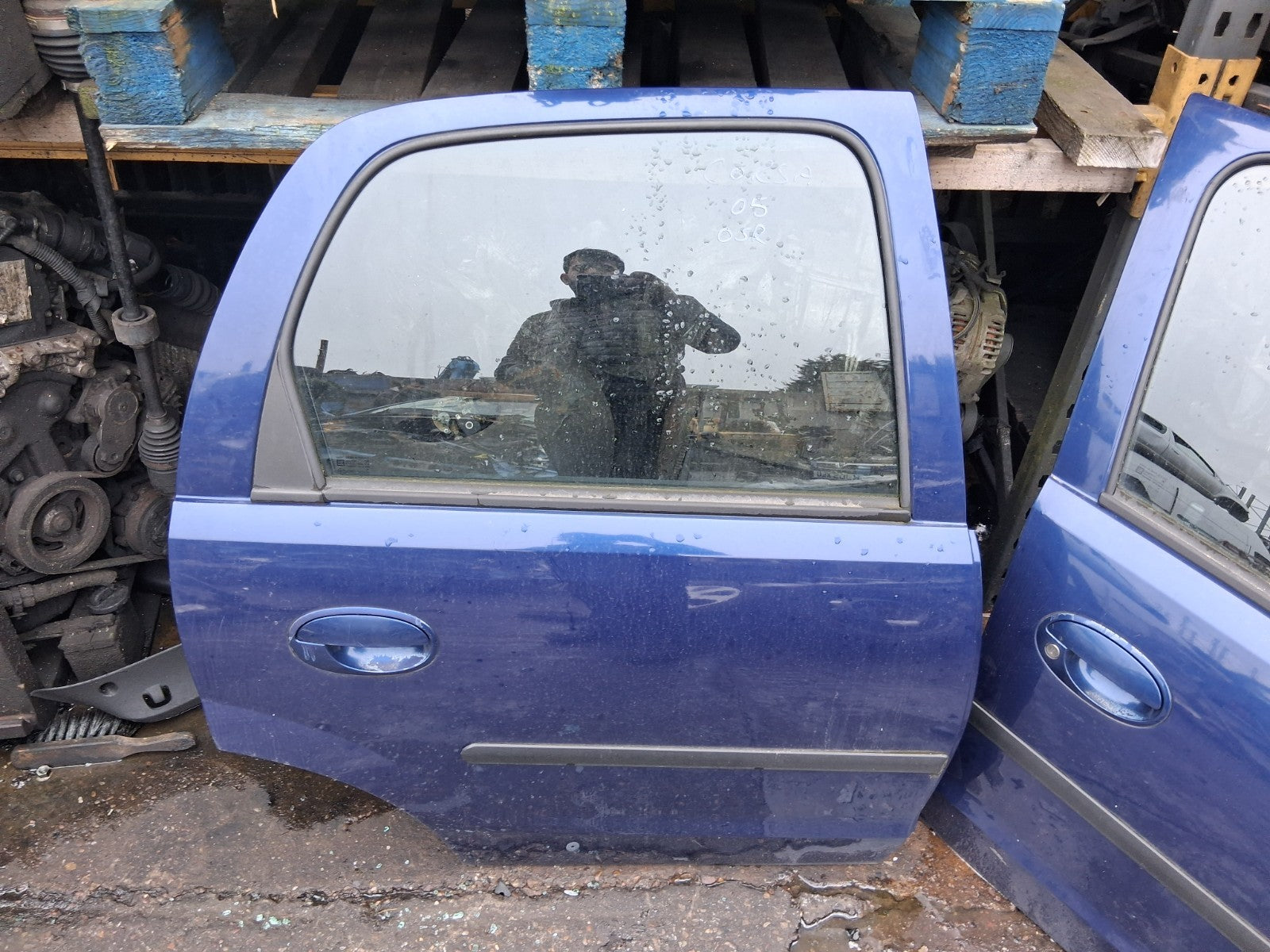 2005 VAUXHALL CORSA C OSR DRIVER SIDE REAR RIGHT COMPLETE DOOR BLUE