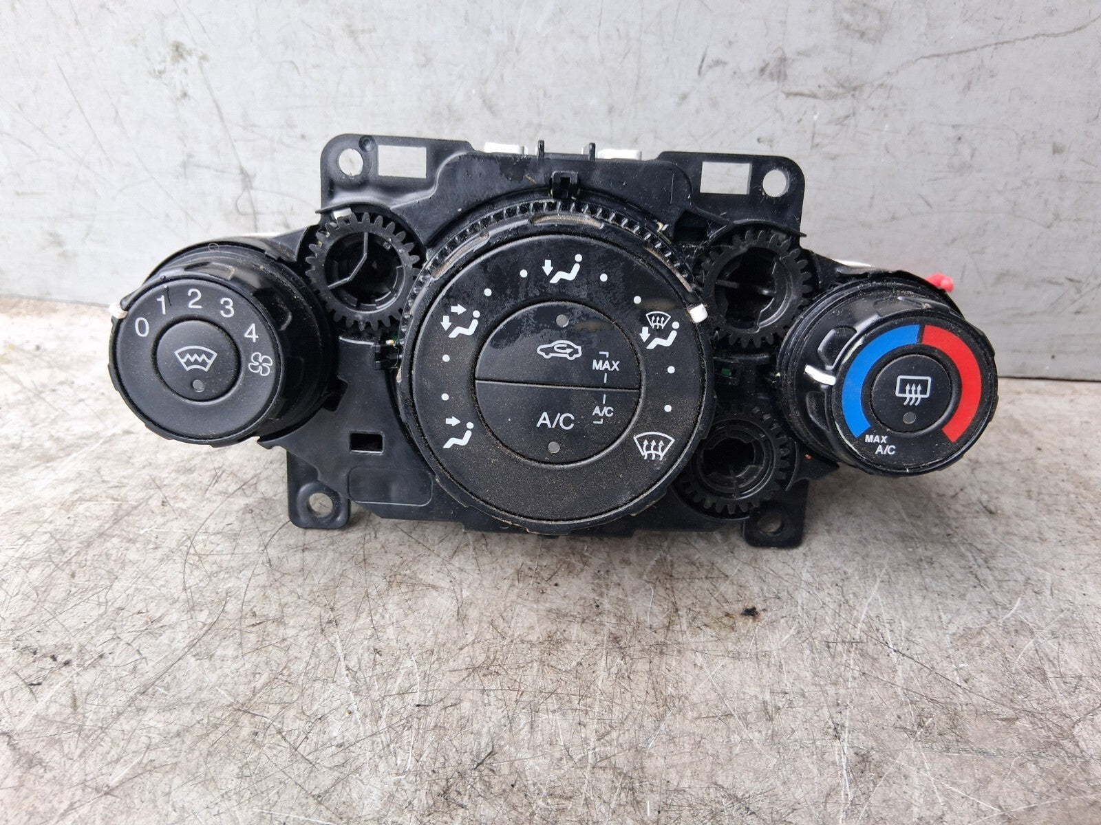 FORD FIESTA MK7 2016 AC HEATER CLIMATE CONTROL SWITCH PANEL 8A6118549