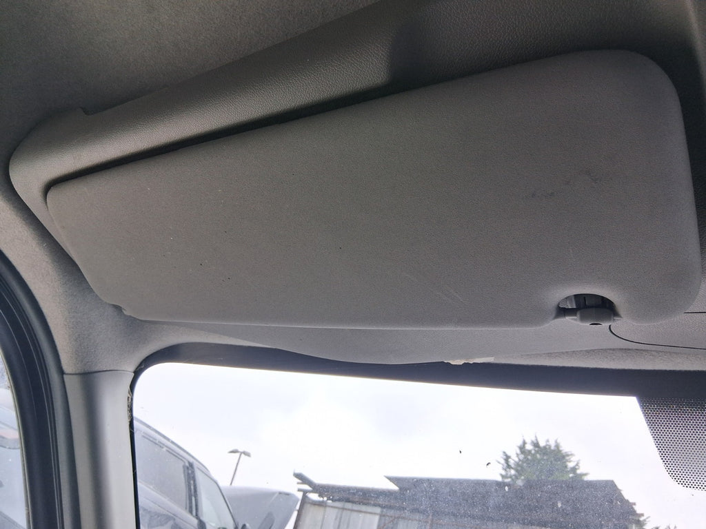 2021 NISSAN NV400 MK1 NSF PASSENGER SIDE FRONT LEFT SUN VISOR SHADE
