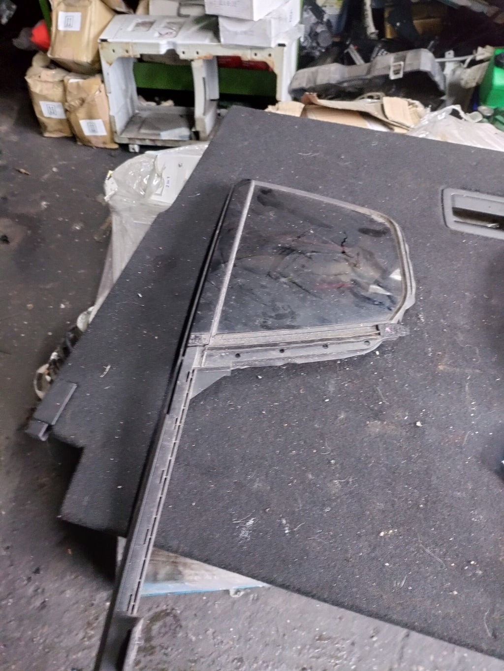 CITROEN C5 AIRCROSS 2020 NSR PASSENGER SIDE REAR QUARTER GLASS