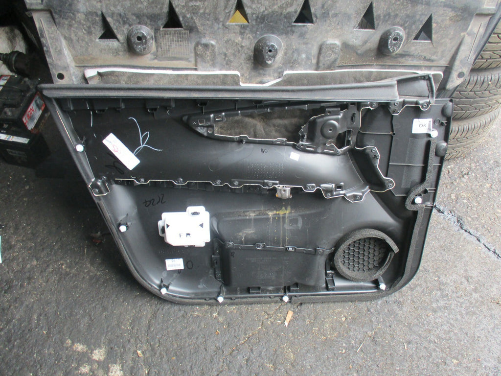 NISSAN QASHQAI J11 (MK2) OSF DRIVER SIDE FRONT DOOR CARD 809104EA1A