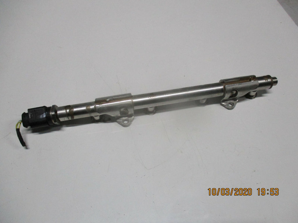 AUDI A1 MK1 2017 1.4 TFSI PETROL IN LINE FUEL INJECTOR RAIL ASSEMBLY 04L133320D