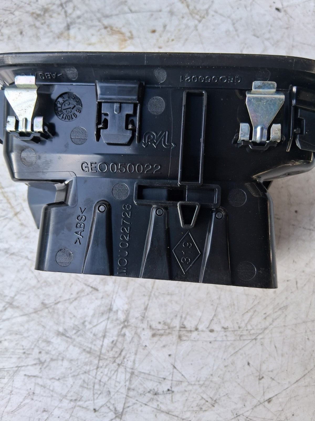 2023 RENAULT MASTER MK3 FRONT DASHBOARD AIR VENT 687505442R