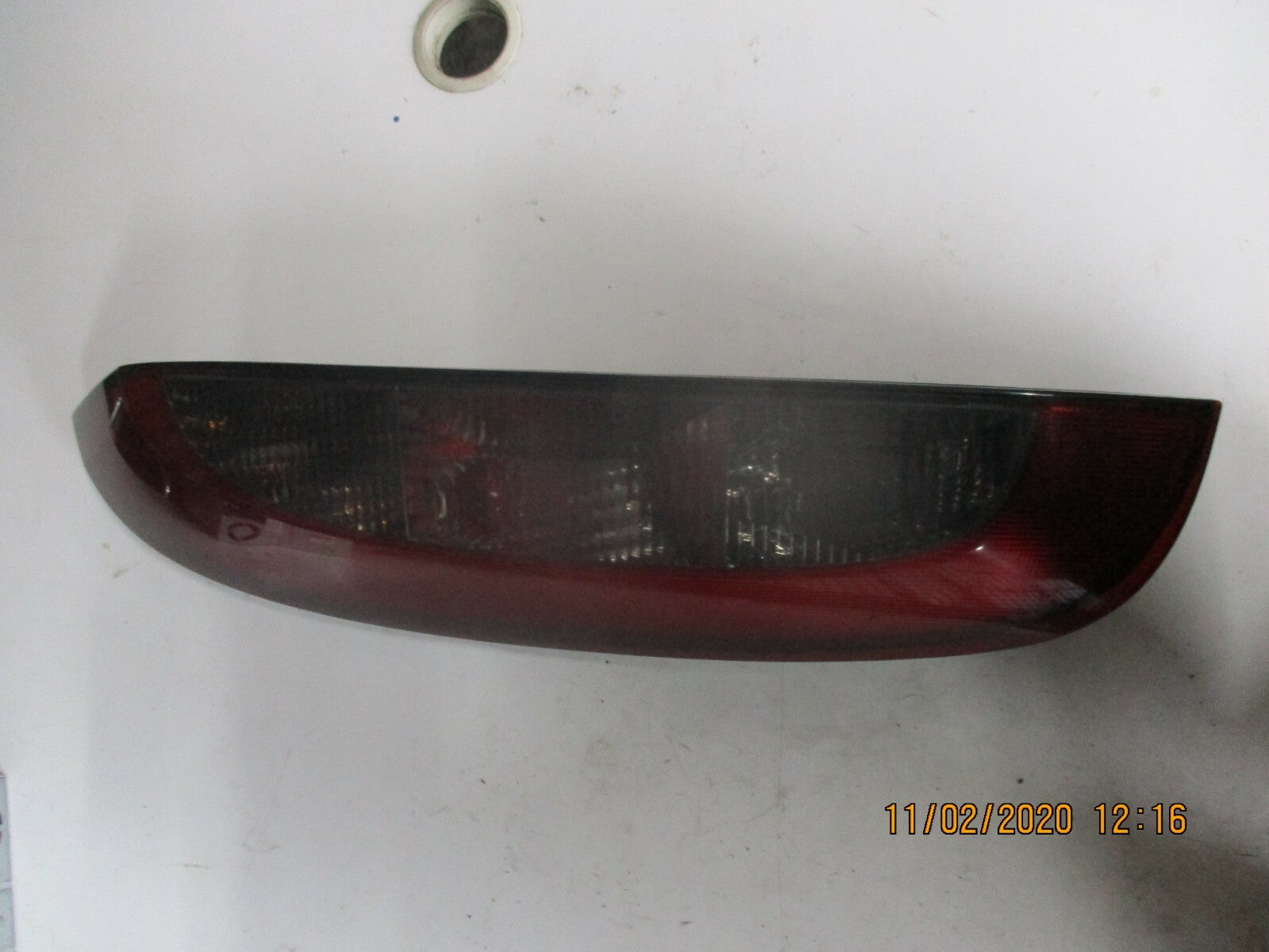 VAUXHALL CORSA C 2001 PRE FACELIFT NSR PASSENGER LEFT SIDE REAR TAIL LIGHT