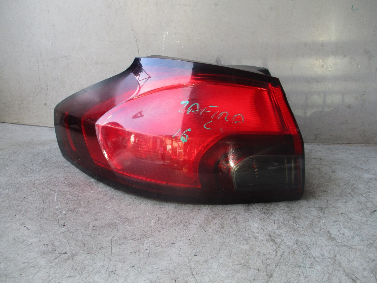 2016 VAUXHALL ZAFIRA C NSR PASSENGER SIDE REAR OUTER TAIL LIGHT LAMP 39009032