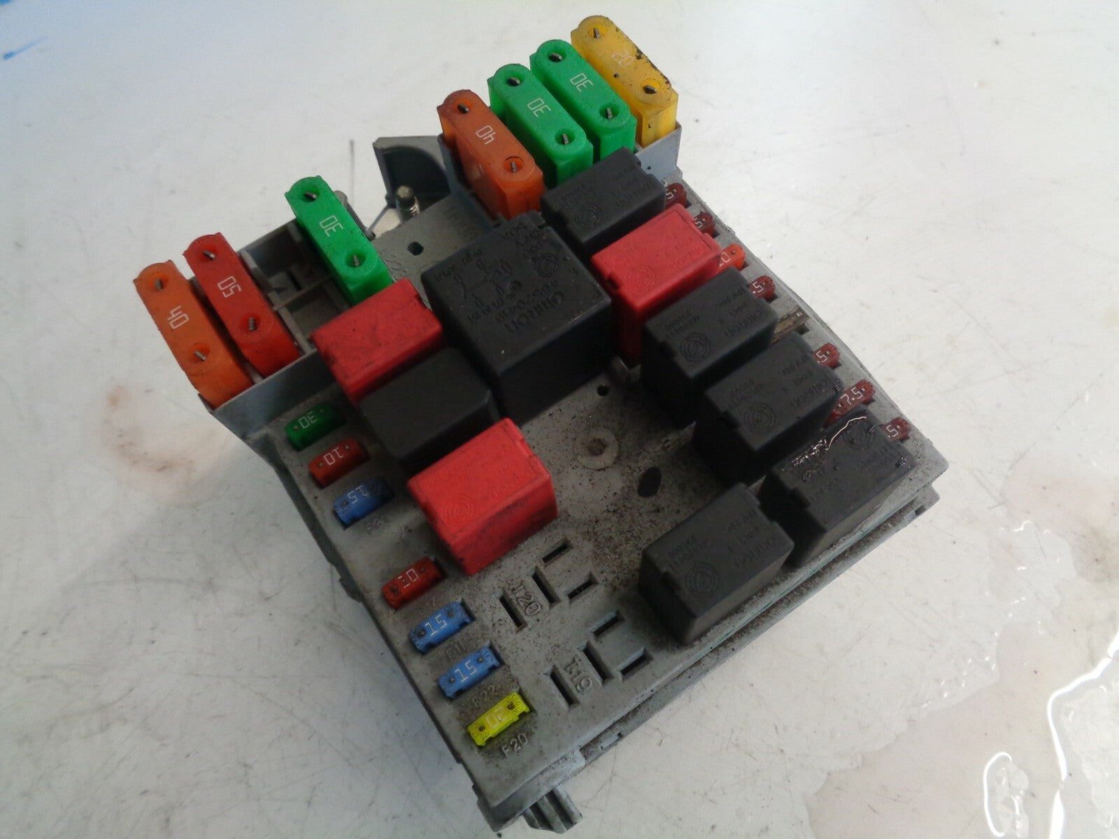 FIAT BRAVO MK2 2008 FUSE BOX UNDER BONNET 51775686