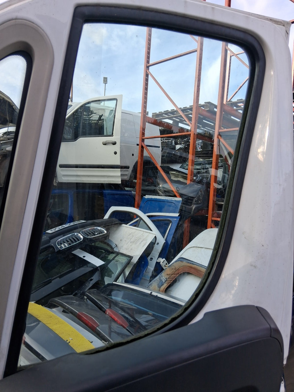 2014 CITROEN RELAY MK3 OSF DRIVER SIDE FRONT MAIN WINDOW GLASS