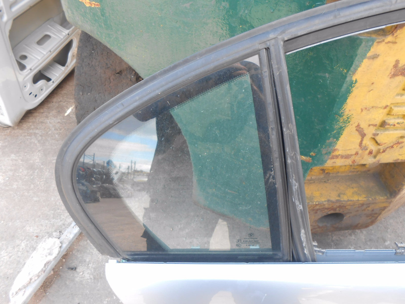 BMW 3 SERIES E90 2009 OSR DRIVER SIDE REAR BARE DOOR SHELL 896/5 BLUEWATER MET
