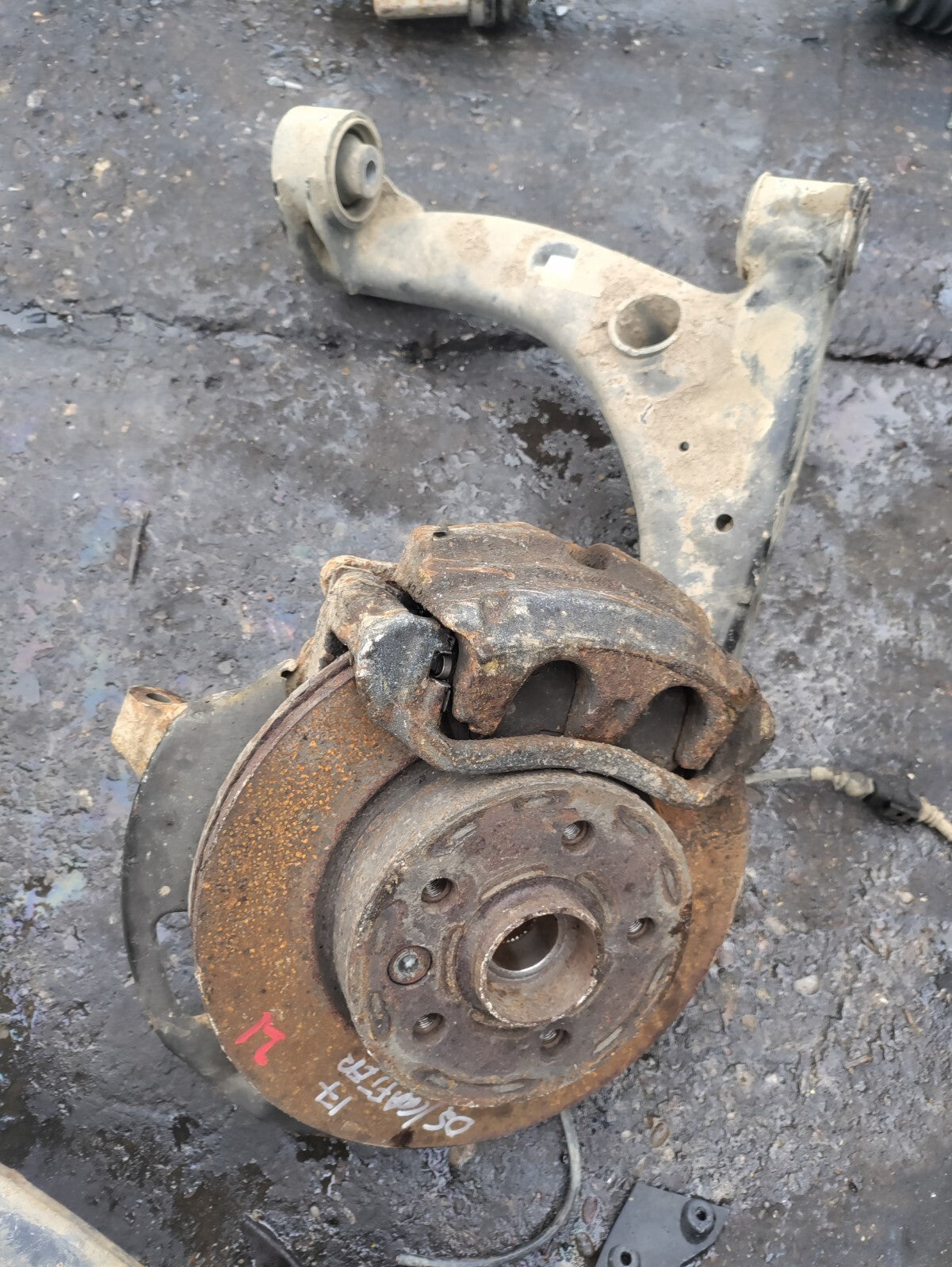2021 VW VOLKSWAGEN CRAFTER MK2 2.0 DIESEL OS DRIVER SIDE WHEEL HUB WISHBONE
