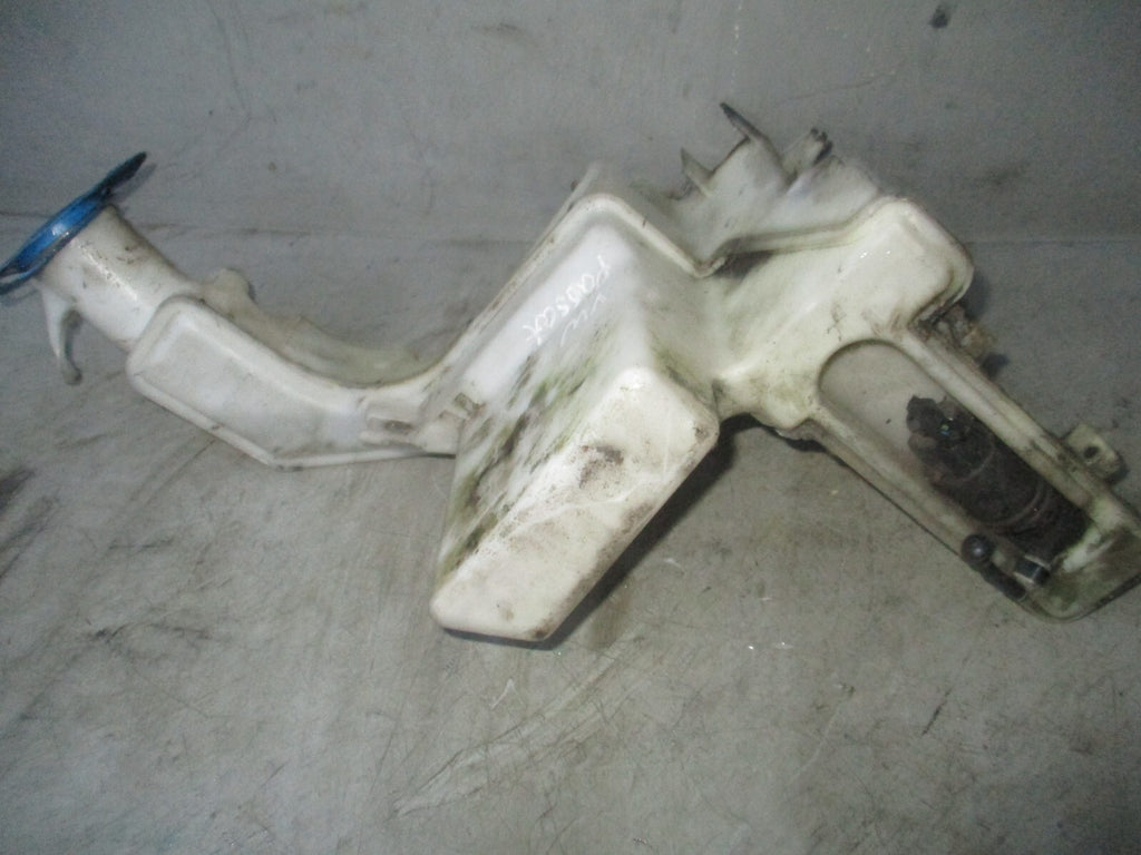 2007 VW VOLKSWAGEN PASSAT B6 WINDSCREEN WASHER WATER BOTTLE