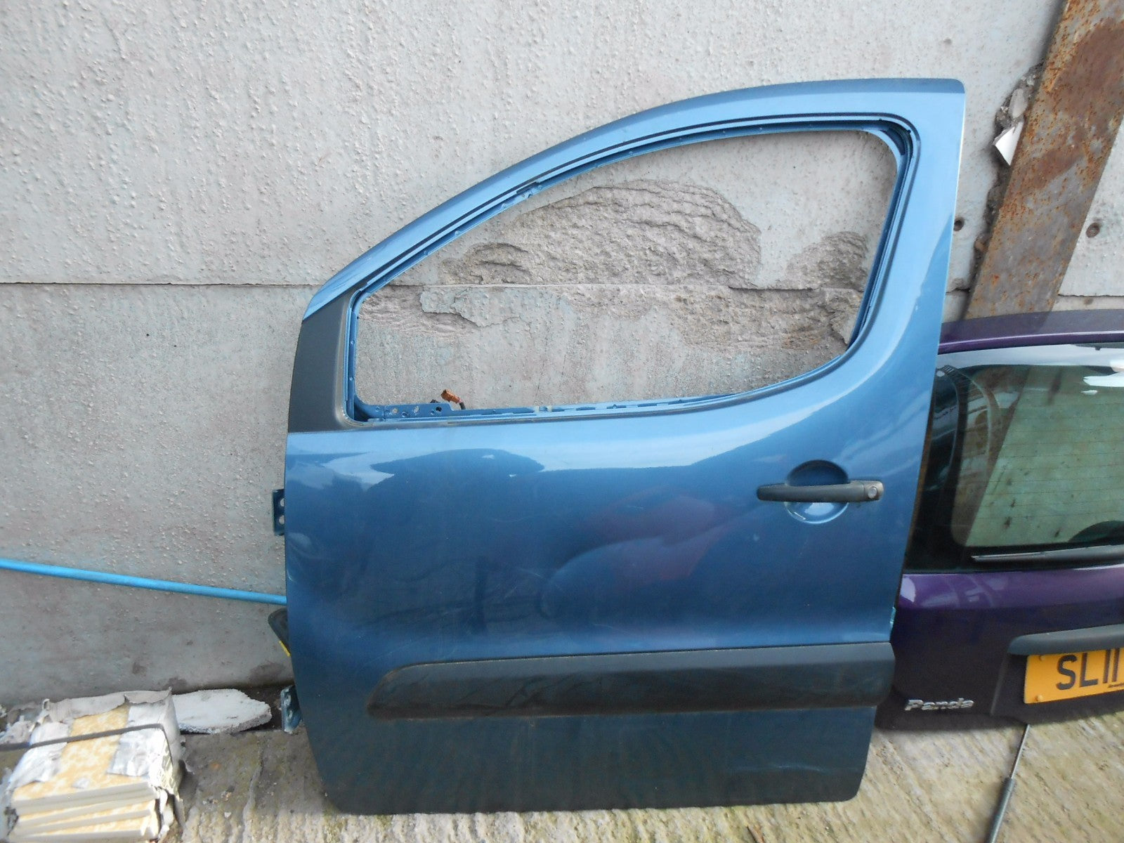 CITROEN BERLINGO 2 2016 NSF PASSENGER SIDE FRONT DOOR KGQC MEDITERRANEAN BLUE