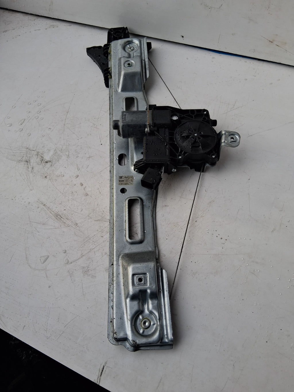 2017 VAUXHALL C  ZAFIRA REAR LEFT PASSENGER SIDE POWERED WINDOW MOTOR 927207105