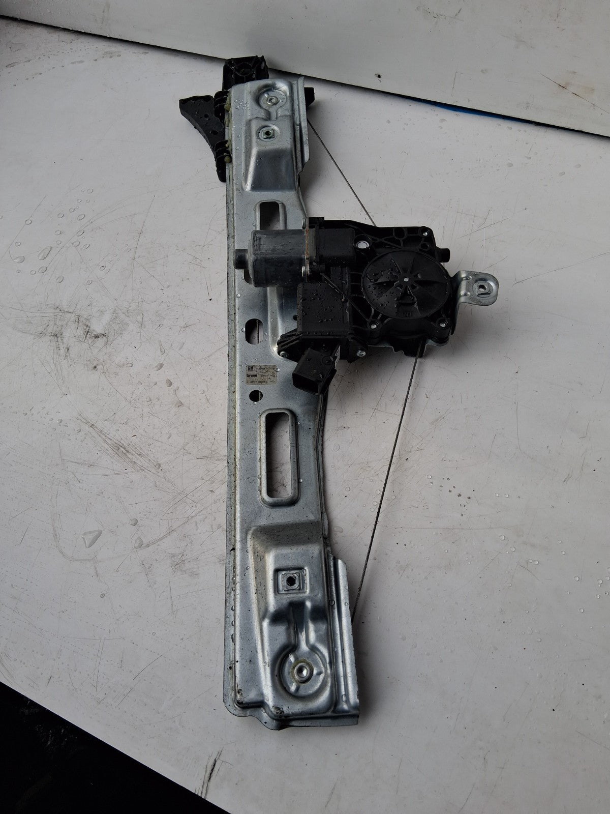 2017 VAUXHALL C  ZAFIRA REAR LEFT PASSENGER SIDE POWERED WINDOW MOTOR 927207105