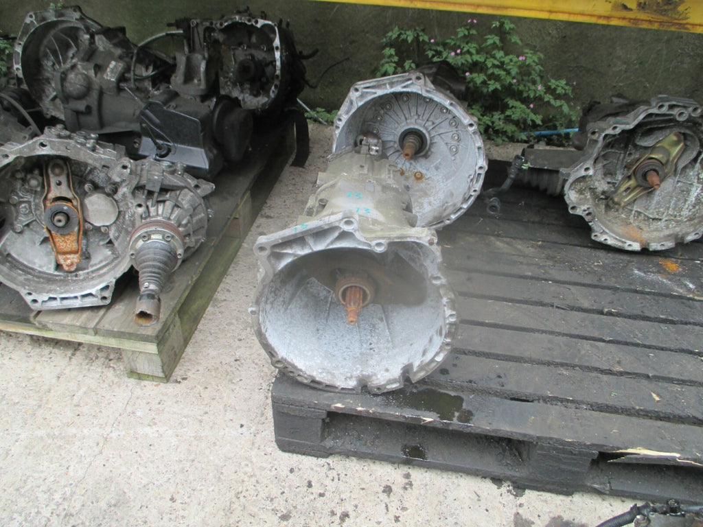 BMW 3 SERIES E46 2004 MANUAL GEARBOX TRANSMISSION 5 SPD 2200022598 14342929 GB13