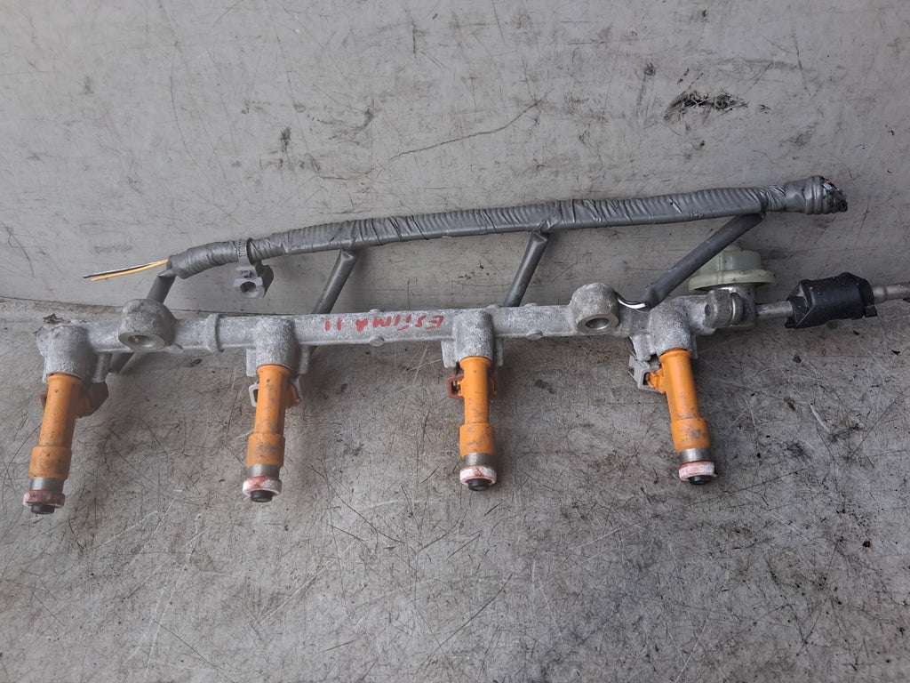 2011 TOYOTA ESTIMA MK3 2.4 PETROL HYBRID FUEL INJECTOR RAIL