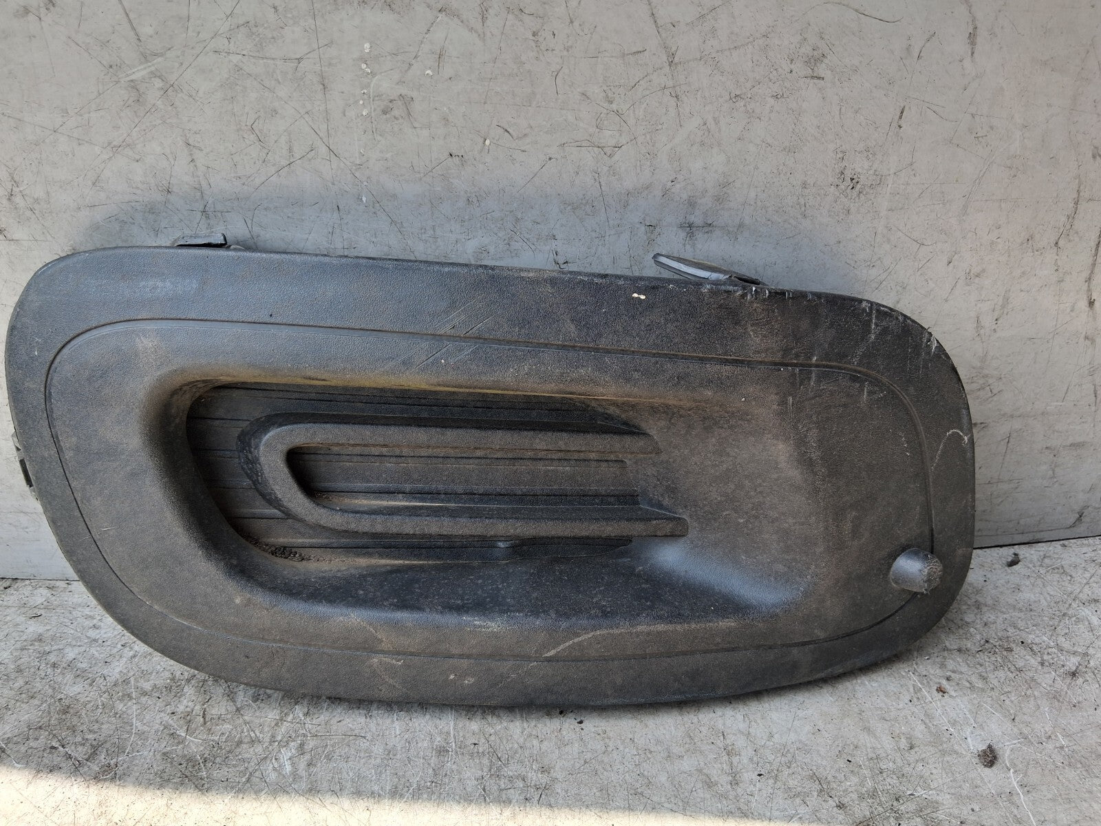 2019 FIAT PANDA MK3 OSF DRIVER SIDE FRONT FOG LIGHT TRIM SURROUND 735520447