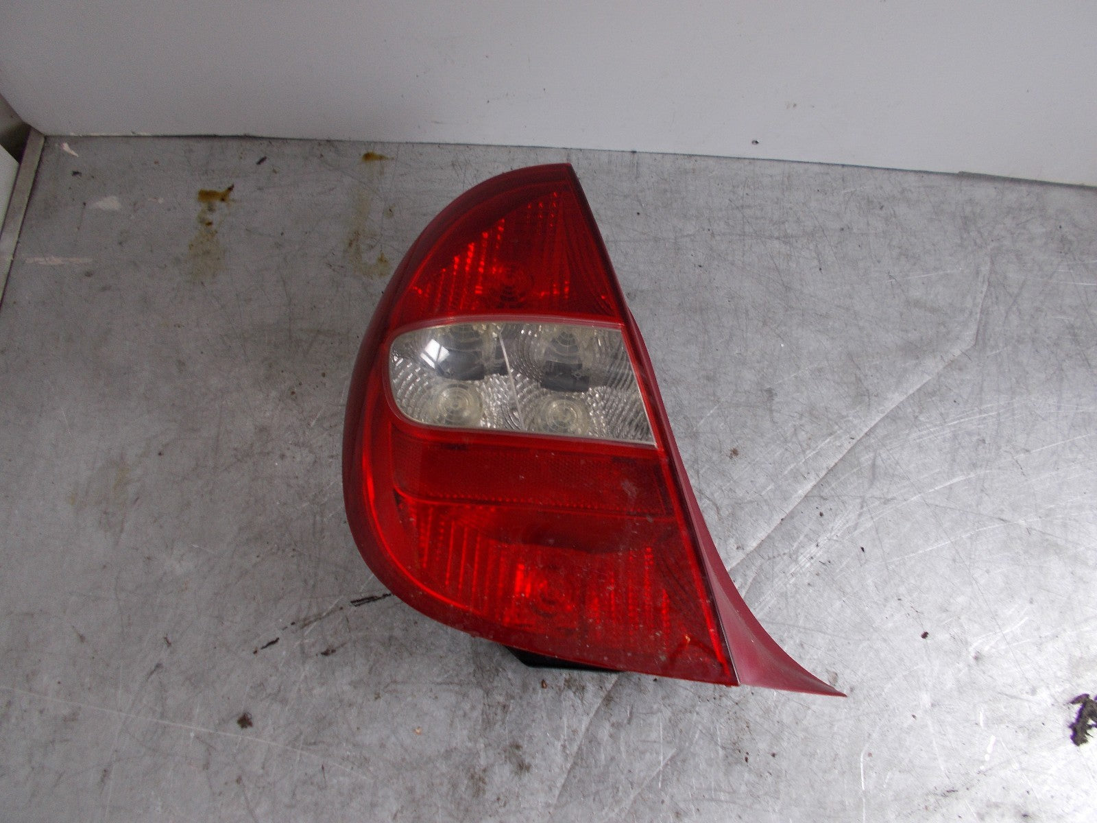 CITROEN C5 2005 NS PASSENGER SIDE REAR LIGHT 9632646780