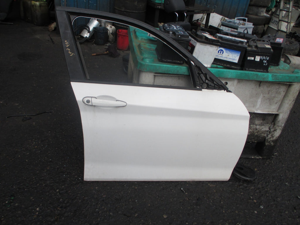 BMW 1 SERIES F20 LCI 2015 DRIVER SIDE FRONT BARE DOOR WHITE 300