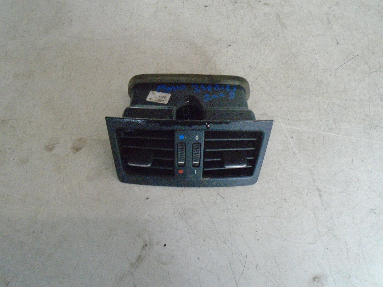 BMW 3 SERIES 2008 E90 REAR CENTRE CONSOLE AIR VENT 7129556