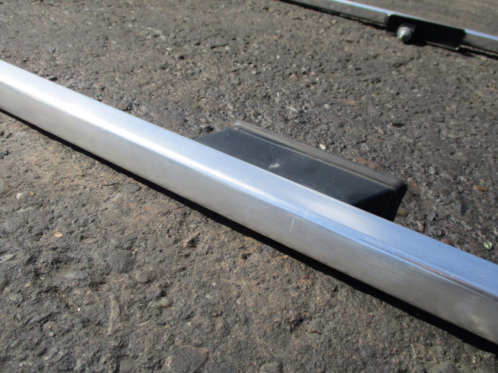 MERCEDES C CLASS S204 2013 ESTATE 2 CHROME ROOF BARS RAILS 2048900393 2048900493