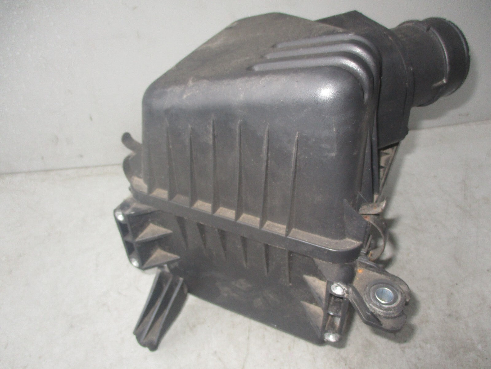 KIA CEED 2007 AIR FILTER BOX 281102H200