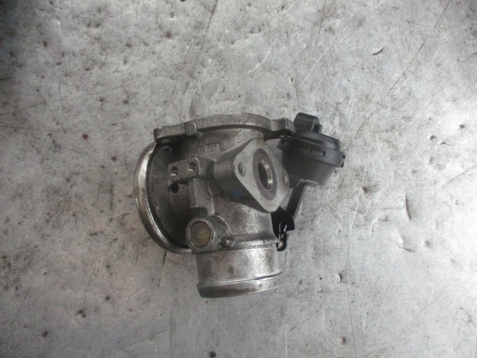 VW VOLKSWAGEN GOLF MK4 1.9 TDI EGR VALVE 038129637B