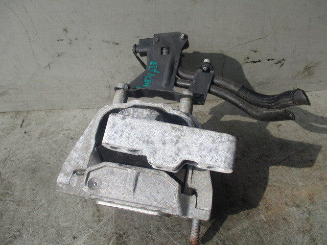 2009 AUDI Q3 8U RIGHT SIDE ENGINE MOUNT 5N0199262