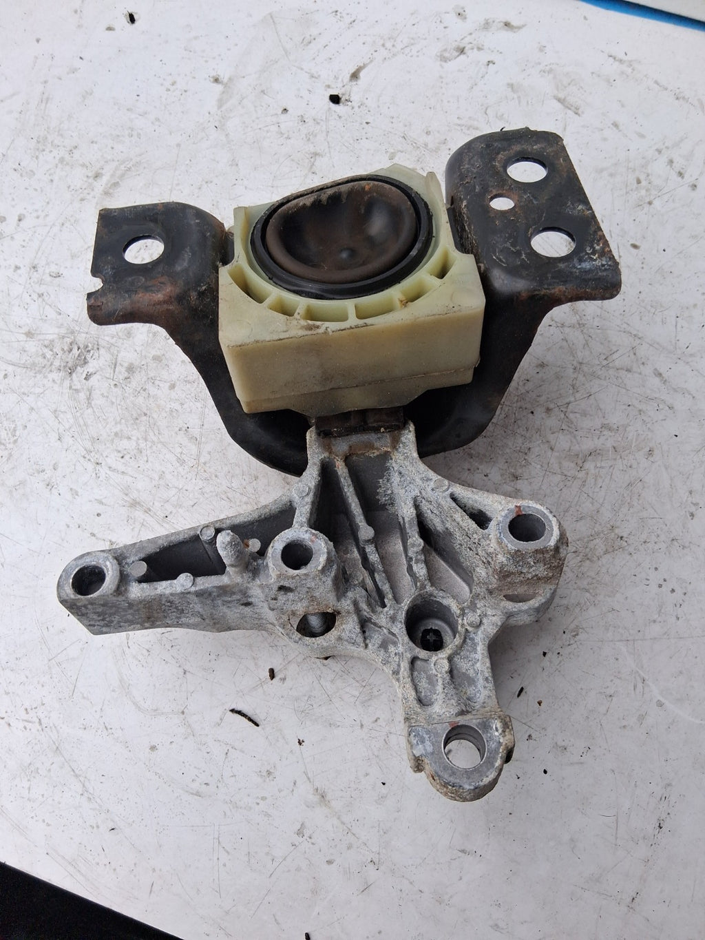 2017 FORD FOCUS ENGINE OIL PUMP UNIT AISI9CU3