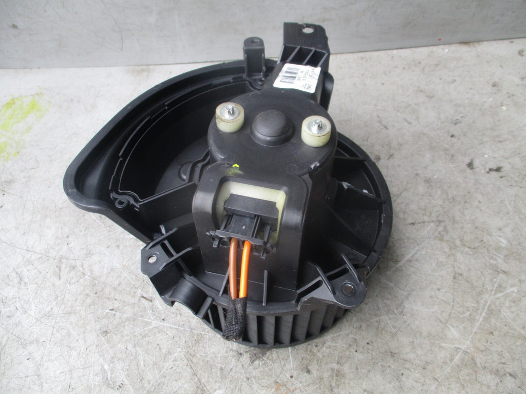 VAUXHALL CORSA E 2017 HEATER BLOWER MOTOR 13335074