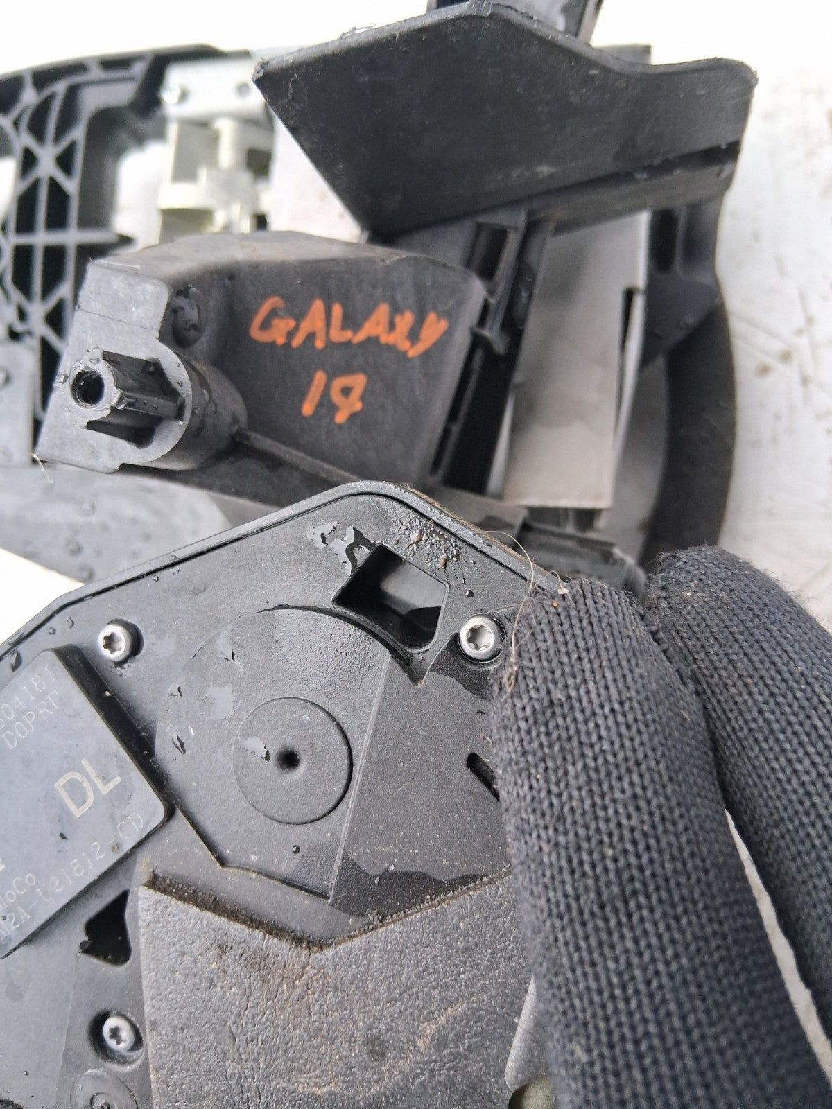 2019 FORD OSF GALAXY FRONT RIGHT DRIVER SIDE MK4 DOOR LOCK ASSEMBLY EM2AU21812CD