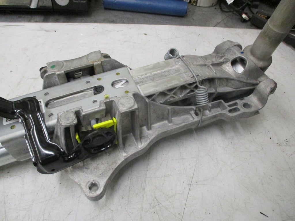 MERCEDES GLA 2014 ADJUSTABLE STEERING COLUMN SHAFT A2464600509 A2464602416Q07