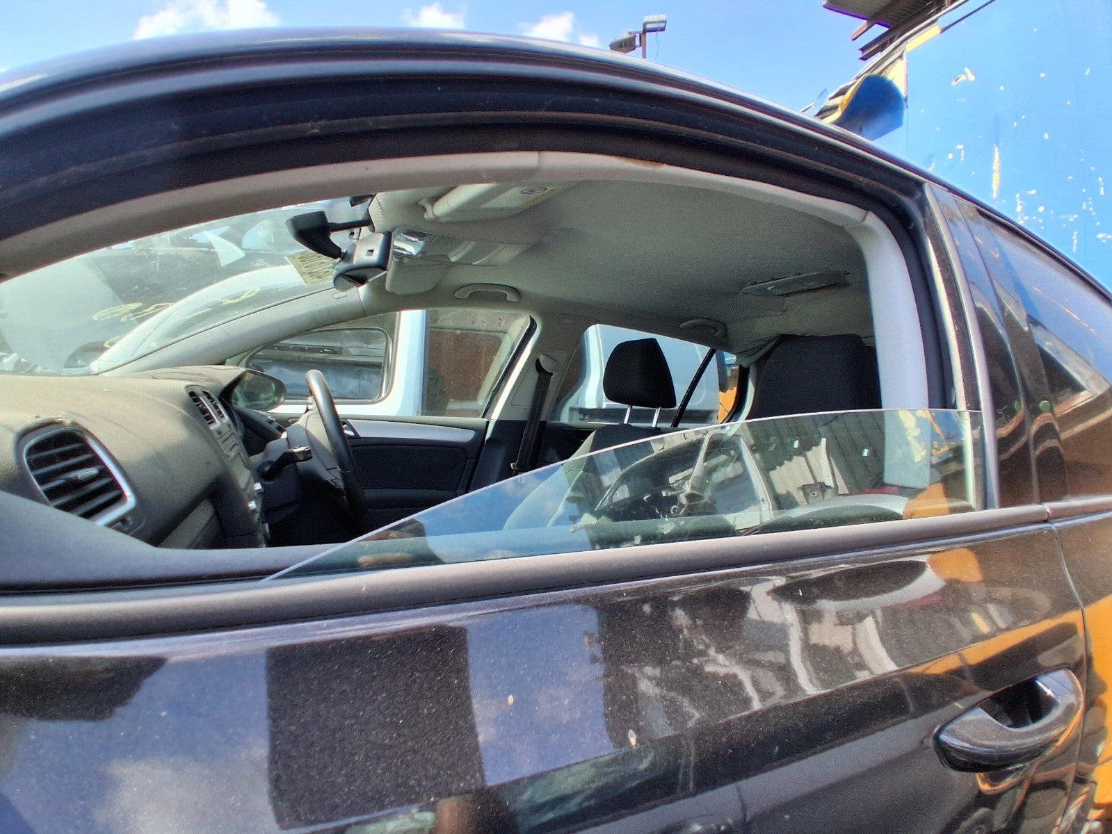 2012 VW VOLKSWAGEN GOLF MK6 NSF PASSENGER SIDE FRONT DOOR WINDOW GLASS