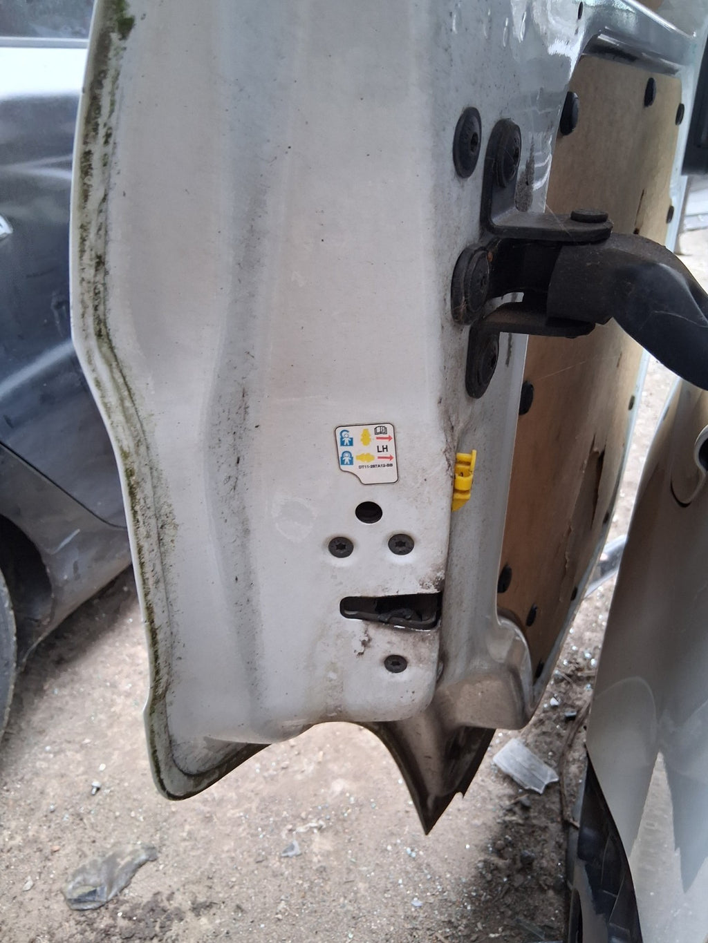 2015 FORD TRANSIT COURIER MK1 NS PASSENGER SIDE SLIDING DOOR LOCK MECHANISM