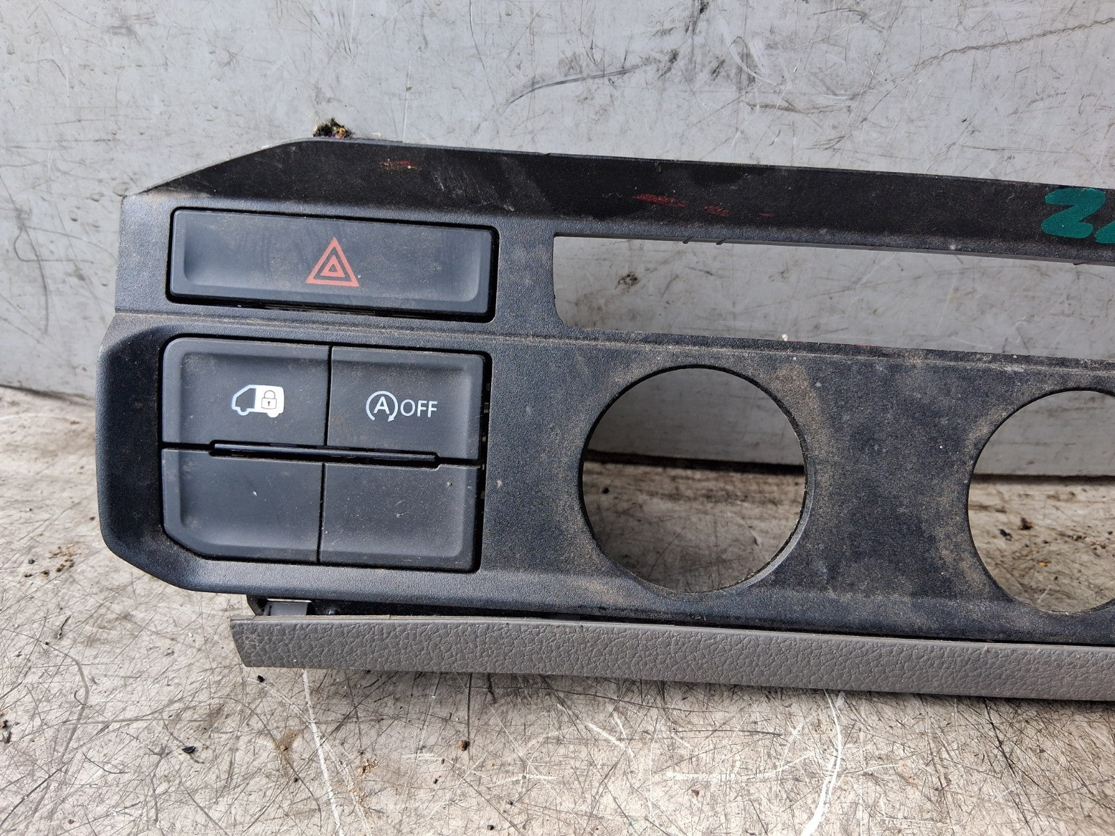 2022 VOLKSWAGEN CRAFTER MK2 AC HEATER CLIMATE CONTROL PANEL TRIM 7C0857212B