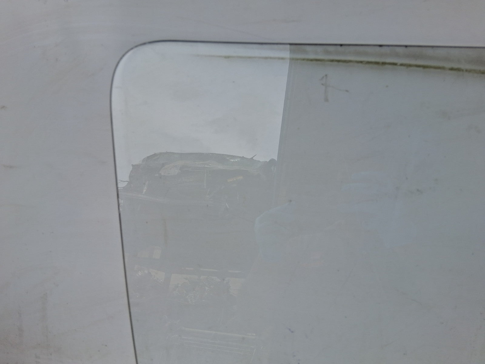 2010 MERCEDES BENZ SPRINTER W906 OSF DRIVER SIDE FRONT RIGHT WINDOW GLASS