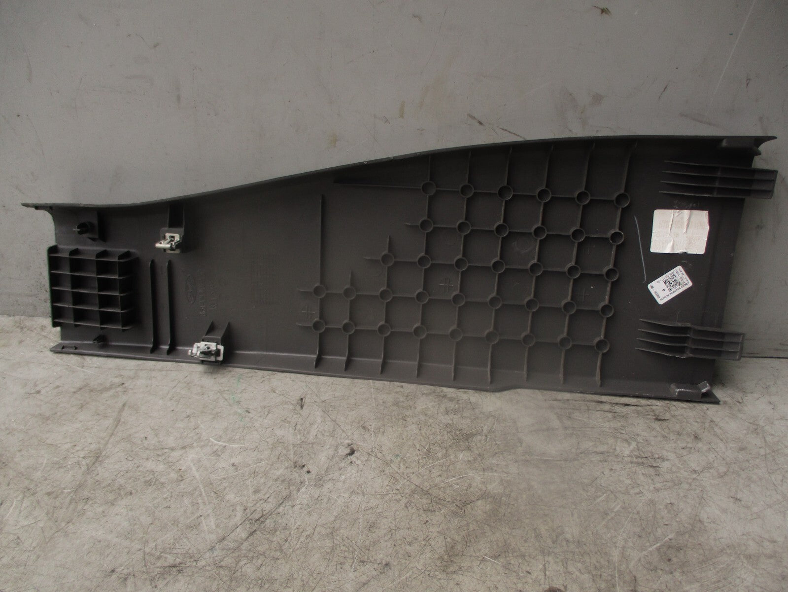 2021 FORD TRANSIT 350 MK8 OSF DRIVER FRONT B PILLAR LOWER TRIM BK31V243W06A