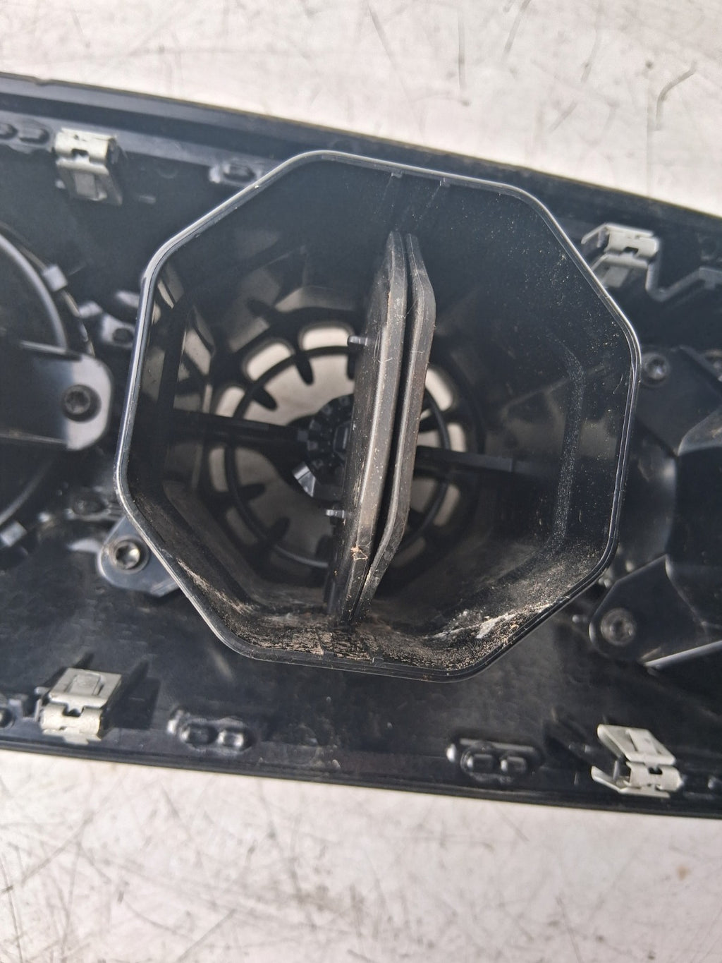 2020 MERCEDES A CLASS W177 DASHBOARD AIR VENTS AND SURROUND TRIM BR177118