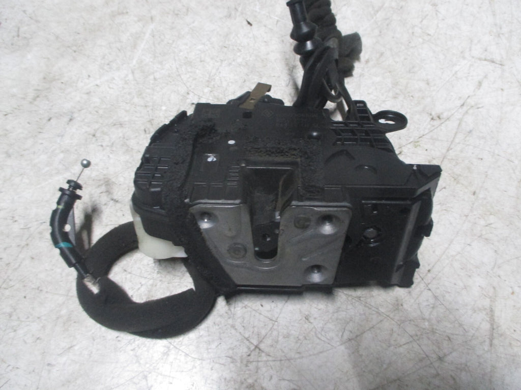 RENAULT TWINGO MK3 2017 NSF PASSENGER SIDE FRONT DOOR LOCK MECHANISM 825030660R