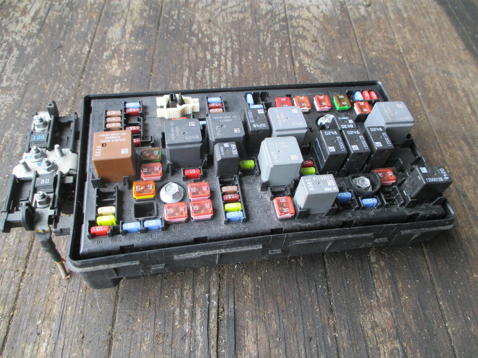 VAUXHALL INSIGNIA 2013 2.0 CDTI FUSE BOX BODY CONTROL RELAY UNIT 22933570
