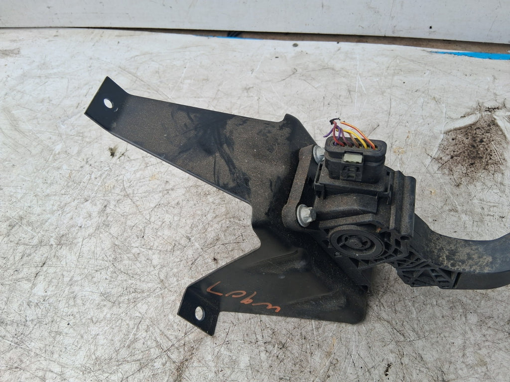 2021 MERCEDES SPRINTER W907 THROTTLE PEDAL A9073010200