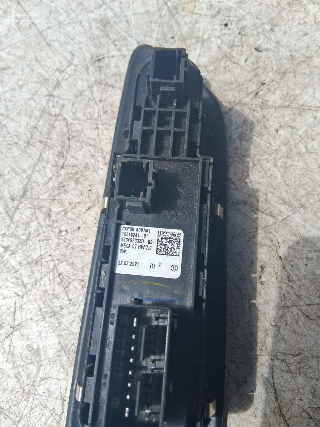 2021 CITROEN C4 MK3 OS DRIVER SIDE  WINDOW CONTROL SWITCH 1051624101