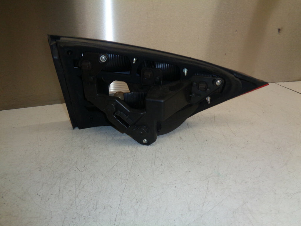 FORD GALAXY MK3 OSR DRIVER SIDE REAR INNER LIGHT 6M2113A602EB