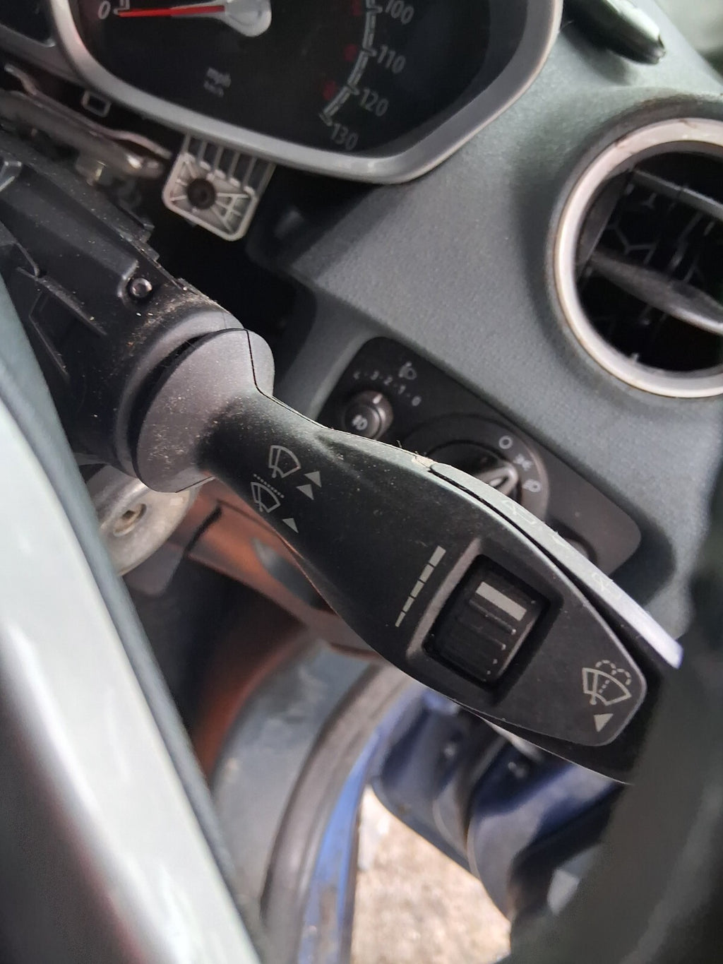 2010 FORD FIESTA MK7 INDICATOR WIPER STALK SWITCH WITH SQUIB