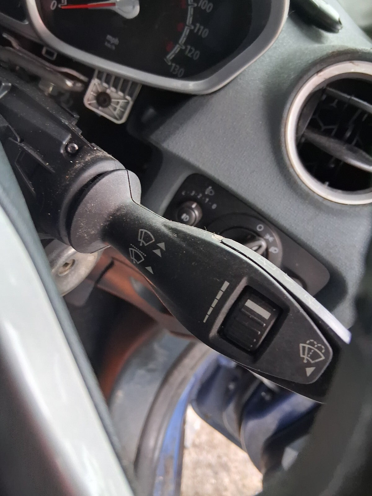 2010 FORD FIESTA MK7 INDICATOR WIPER STALK SWITCH WITH SQUIB