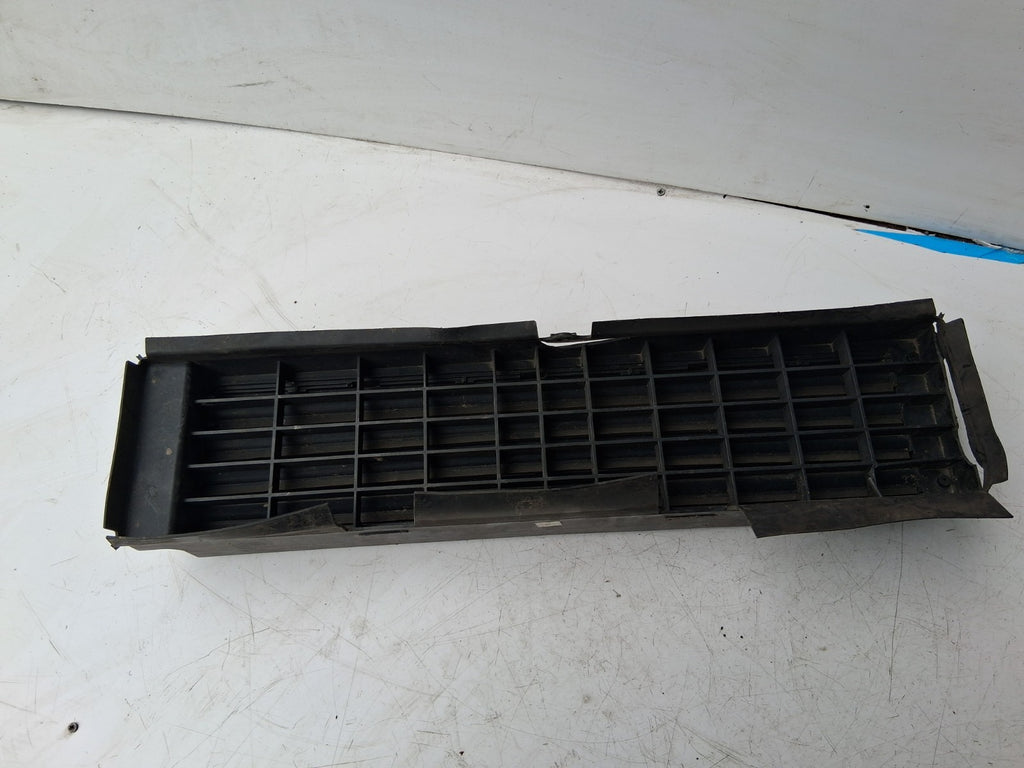 NISSAN QASHQAI MK2 2016 RADIATOR AIR GUIDE DUCT CHANNEL GRILL 623224EA0A