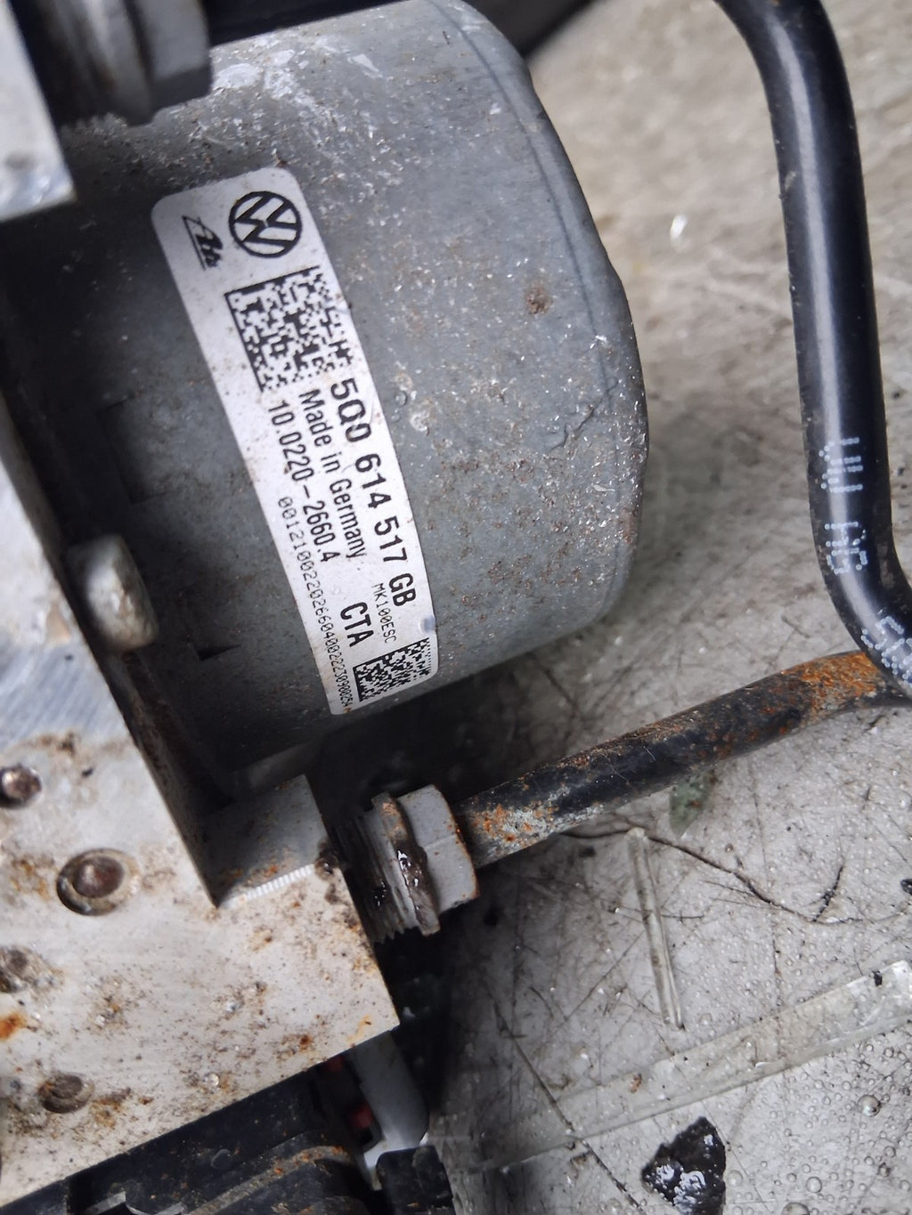 2013 VW GOLF MK7 ABS PUMP CONTROL MODULE 5Q0614517